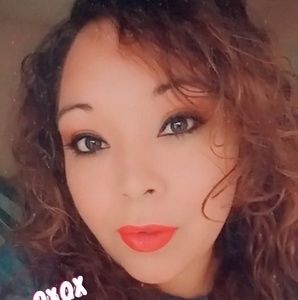 Meet your Posher, Lynn